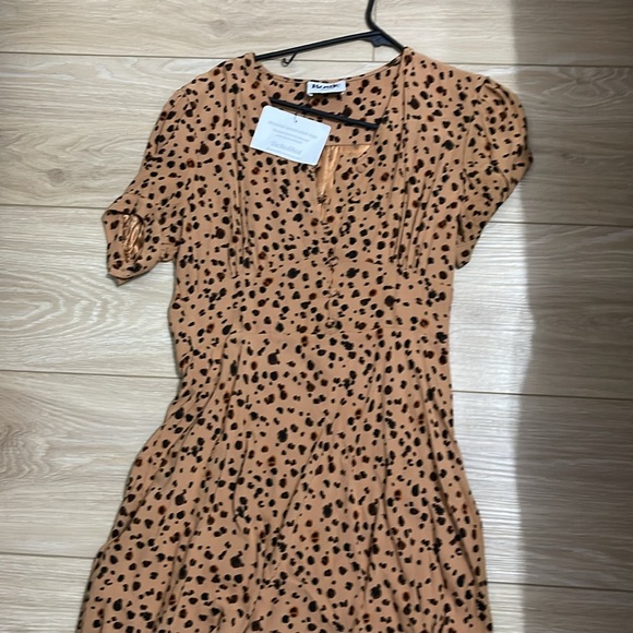 EUC ROUJE ONDINE LEOPARD DRESS - Picture 2 of 5